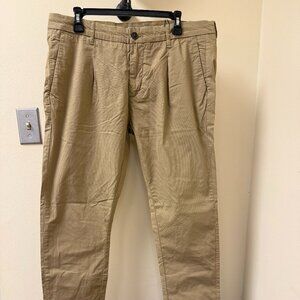 Piombo Men’s Tan Khaki Slim-Fit Pants | NWT | IT 52 (US 36)
